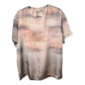 H&M Oversized satin blouse -
Cream/Patterned Size Large